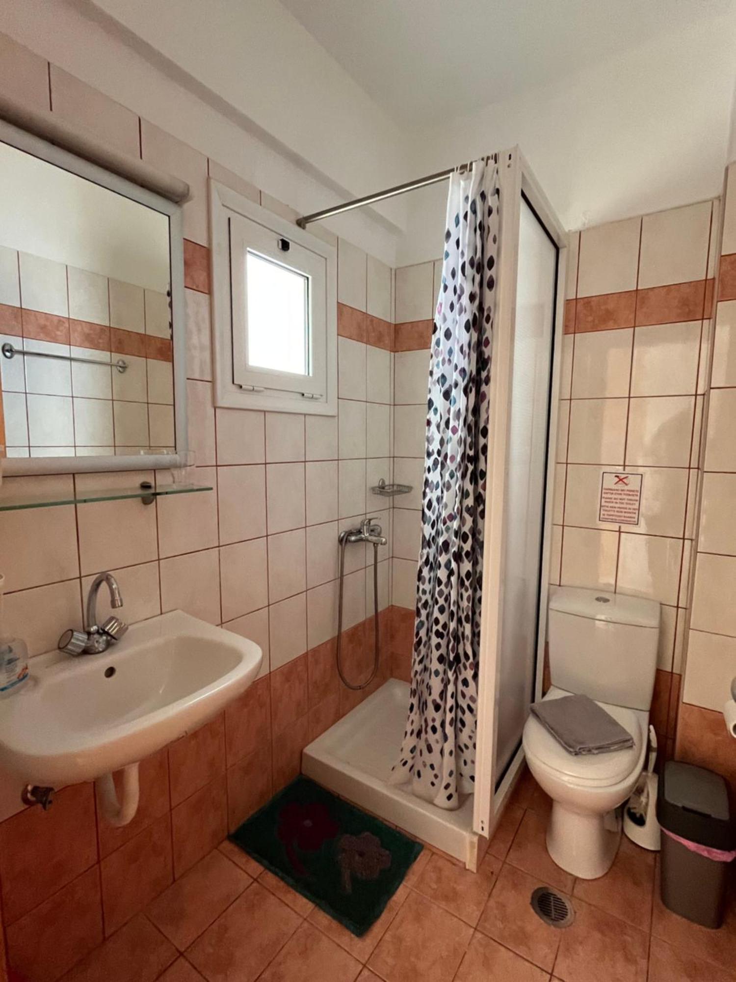 Maria Apts Істрон Екстер'єр фото